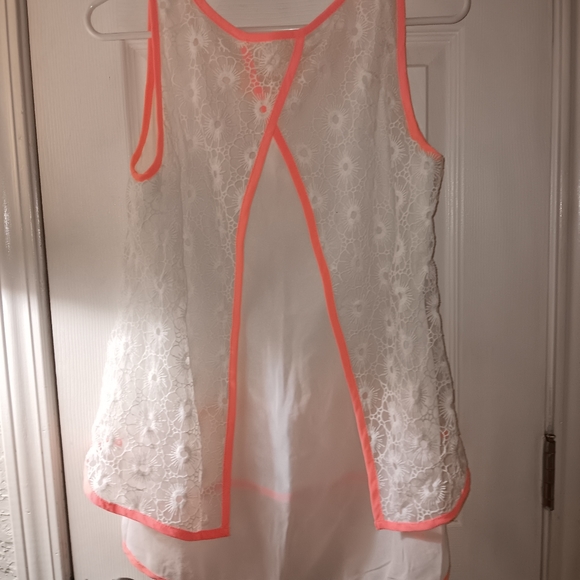 Blu Pepper ladies sheer lined layered sleevless top. White lace with orange trim - Picture 5 of 5